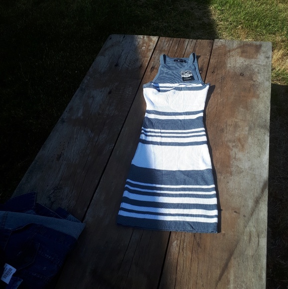 Revamped Knit Dress - Picture 3 of 5